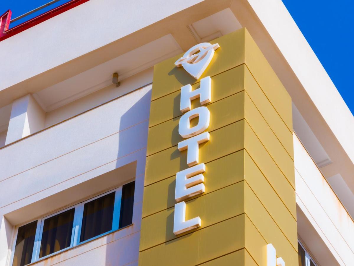 Hotel L'Aeroport Nador Exterior photo